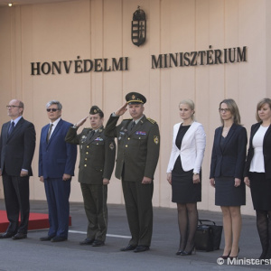 Ministri obrany P. Gajdoš a I. Simicskó hovorili o spolupráci v oblasti obrany