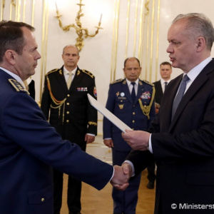 Náčelník generálneho štábu Daniel Zmeko bol povýšený do najvyššej generálskej hodnosti
