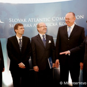 Minister Galko otvoril 5. ročník bezpečnostnej konferencie GLOBSEC 2010