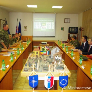 Minister obrany SR ocenil vojakov z Afganistanu