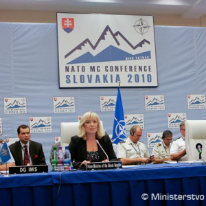 Konferencia Vojenského výboru NATO včera skončila svoj oficiálny program