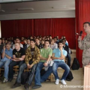 Prednáška na Strednej priemyselnej škole strojníckej na Fajnorovom nábreží v Bratislave