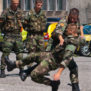 Americkí kadeti navštívili čestnú stráž
