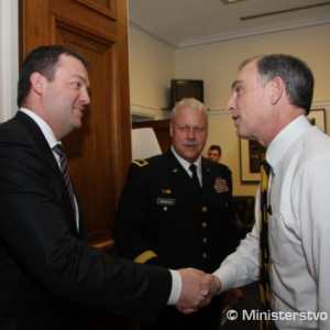 Zo stretnutia s kongresmanom Pete Viscloskym