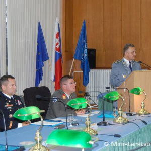 Rokovanie veliteľov výcvikových a vzdelávacích centier Partnerstva za mier v AOS