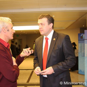 Minister obrany SR Jaroslav Baška v rozhovore s novinárom z agentúry DPA