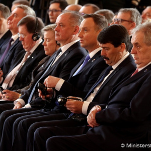 Ministri obrany krajín V4 rokovali v Prahe pri príležitosti 20. výročia vstupu Českej republiky do NATO