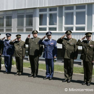 Novým ministrom obrany sa stal Ľubomír Galko