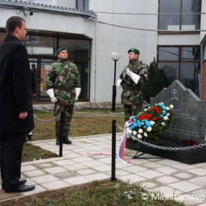 Predvianočná návšteva v Kosove