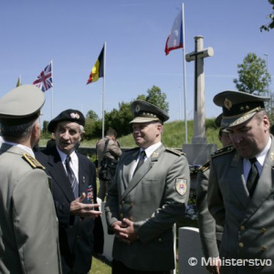 Na pamäť padlým 1. česko-slovenskej samostatnej obrnenej brigády