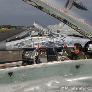Slovenskí piloti cvičili s 