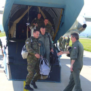 Slovenskí piloti cvičili s 