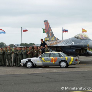 Slovenskí piloti cvičili s 