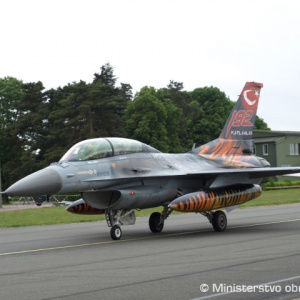 Slovenskí piloti cvičili s 