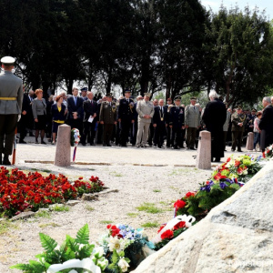 Minister obrany P. Gajdoš si uctil pamiatku gen. M. R. Štefánika pri príležitosti nadchádzajúceho 100. výročia jeho tragickej smrti