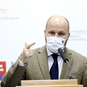 Minister_obrany_Jaroslav_Nad_hovori_o_zabezpeceni_celoplosneho_testovania_Slovenska