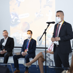 tátny tajomník M. Majer na výstave EXPO Dubaj venovanej vesmíru (15)