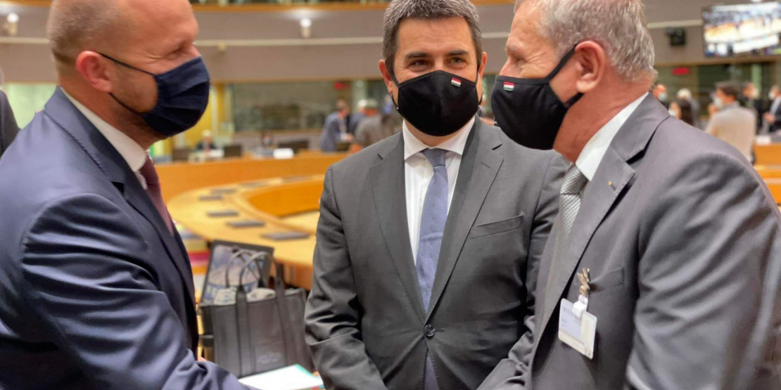 Rokovania ministra obrany J. Naďa v Bruseli (1)