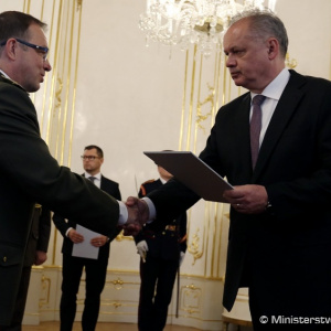 Prezident vymenoval do funkcie náčelníka Generálneho štábu OS SR genmjr. Zmeka