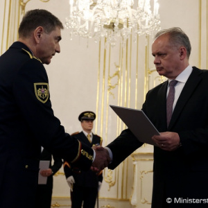 Prezident vymenoval do funkcie náčelníka Generálneho štábu OS SR genmjr. Zmeka