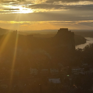 12. Hrad Devin pri zapade slnka