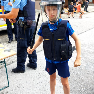 Vystroj a vyzbroj slovinskej policie