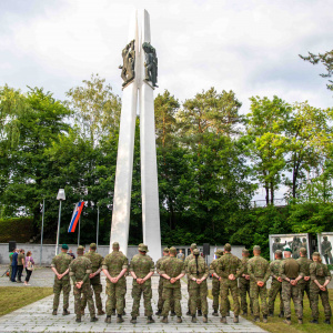 2_den_pochod-29