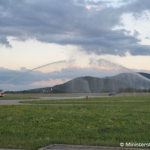 Do výzbroje ozbrojených síl pribudli ďalšie dva vrtuľníky UH-60M Black Hawk