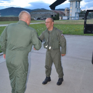Do výzbroje ozbrojených síl pribudli ďalšie dva vrtuľníky UH-60M Black Hawk