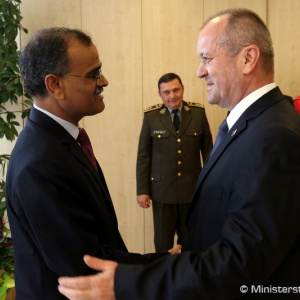 Minister Gajdoš rokoval s indickým veľvyslancom H. Kumar Jainom