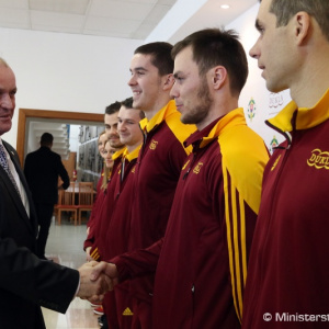 VŠC Dukla bude mať na olympiáde najväčšiu výpravu v individuálnych športoch, minister Gajdoš dal športovcom mince pre šťastie