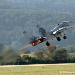 Obloha nad Sliačom bude dva dni patriť letcom, chýbať nebudú ani piloti vzdušných síl