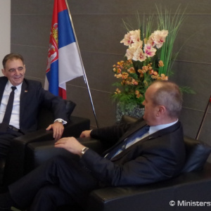 Minister P. Gajdoš rokoval so srbským veľvyslancom Š. Dermakuom