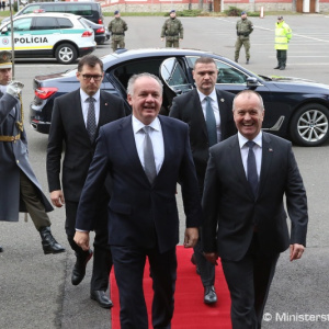 Prezident A. Kiska sa stretol s predstaviteľmi ministerstva obrany a ozbrojených síl