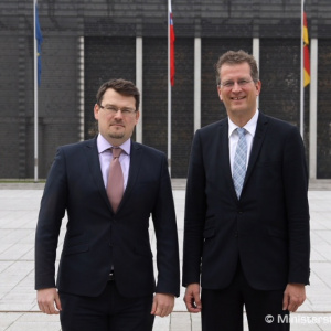 Formáty mnohonárodnej spolupráce ako hlavné témy diskusie  štátneho tajomníka R. Ondrejcsáka v Berlíne