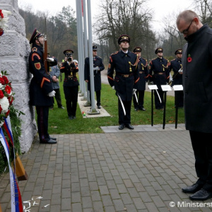 Minister Gajdoš ocenil vojnových veteránov pamätnými medailami