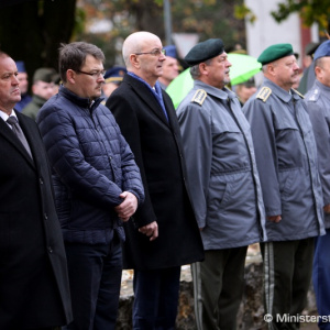 Profesionálni vojaci a zamestnanci rezortu obrany vzdali úctu zosnulým vojakom a kolegom