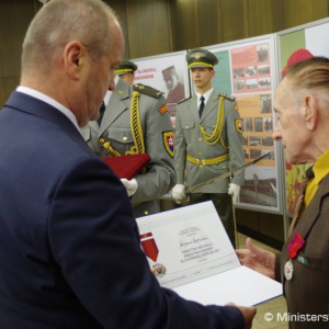 Minister Gajdoš ocenil v Trenčíne účastníkov národného boja za oslobodenie