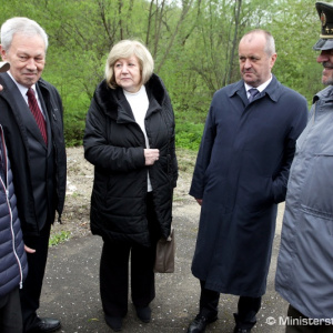 Minister Gajdoš si pripomenul Deň víťazstva nad fašizmom v prvej oslobodenej obci Kalinov