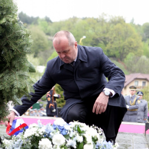 Minister Gajdoš si pripomenul Deň víťazstva nad fašizmom v prvej oslobodenej obci Kalinov