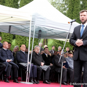 Minister Gajdoš si pripomenul Deň víťazstva nad fašizmom v prvej oslobodenej obci Kalinov