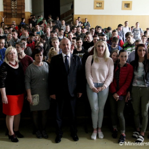 Minister Gajdoš predstavil študentom v Trnave dobrovoľnú vojenskú prípravu a účasťou podporil aj brannú súťaž