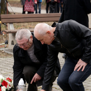 Minister Gajdoš si v Novákoch pripomenul 10. výročie  tragickej udalosti vo vojenskom opravárenskom podniku