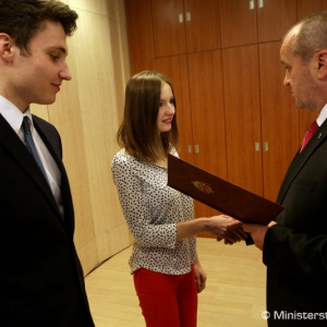 Minister Gajdoš ocenil víťazov literárnej súťaže rezortu obrany, študenti písali o vlastenectve 