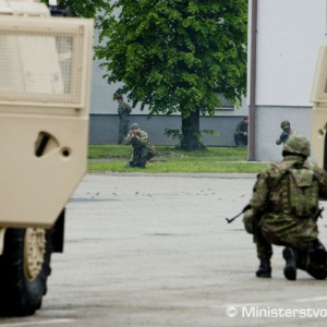 Nové obrnené vozidlá sú už v rukách žilinských výsadkárov