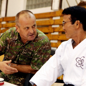 Slovenskí vojaci sa zúčastňujú na sústredení v karate, jeho prvky využívajú pri boji zblízka
