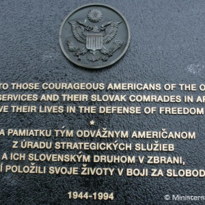 Úcta Američanom v SNP