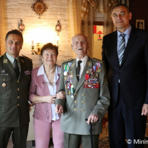 Minister Gajdoš zablahoželal generálovi Husákovi k 93. narodeninám