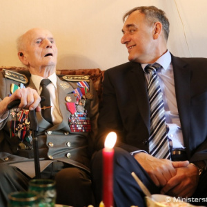 Minister Gajdoš zablahoželal generálovi Husákovi k 93. narodeninám