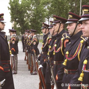 Čestná stráž prezidenta SR má nové uniformy